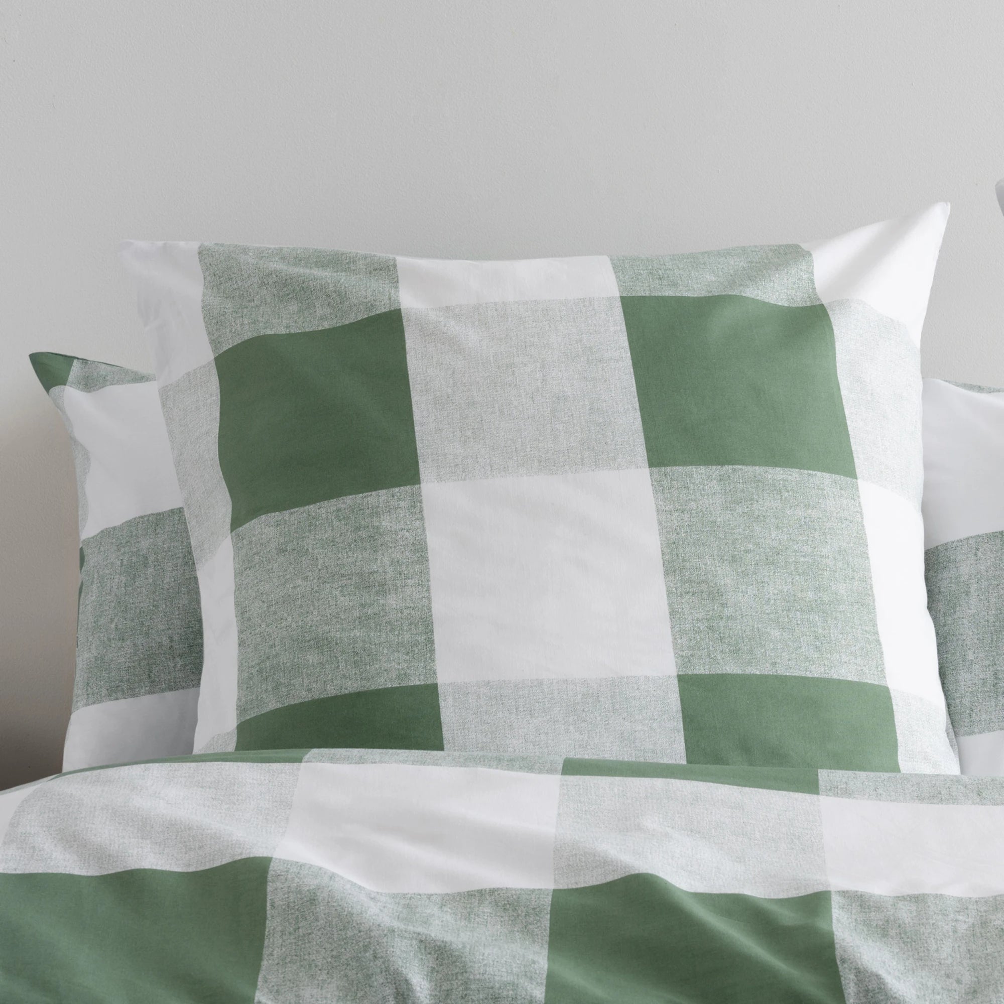 NU EDITION Alec European Pillowcase, Moss